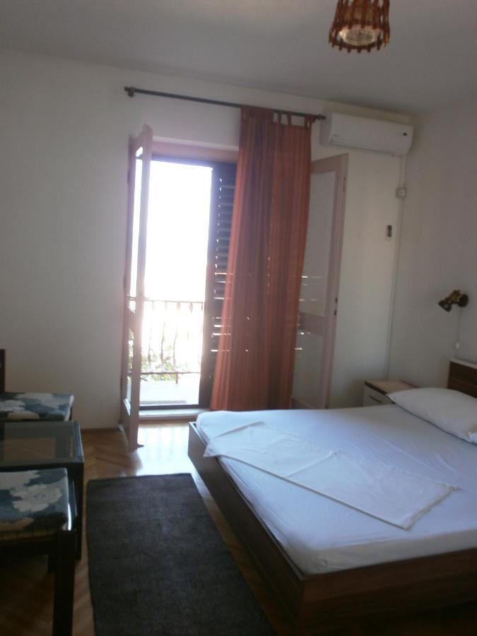 Apartments By The Sea Podgora, Makarska - 12326 Buitenkant foto