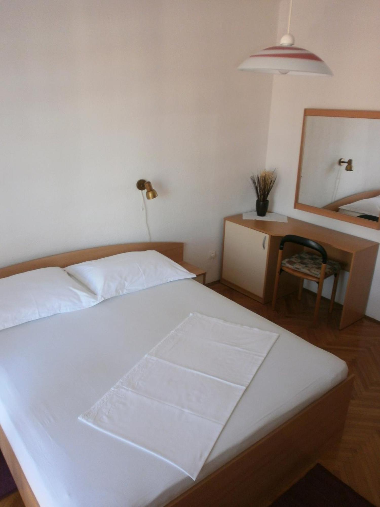 Apartments By The Sea Podgora, Makarska - 12326 Kamer foto